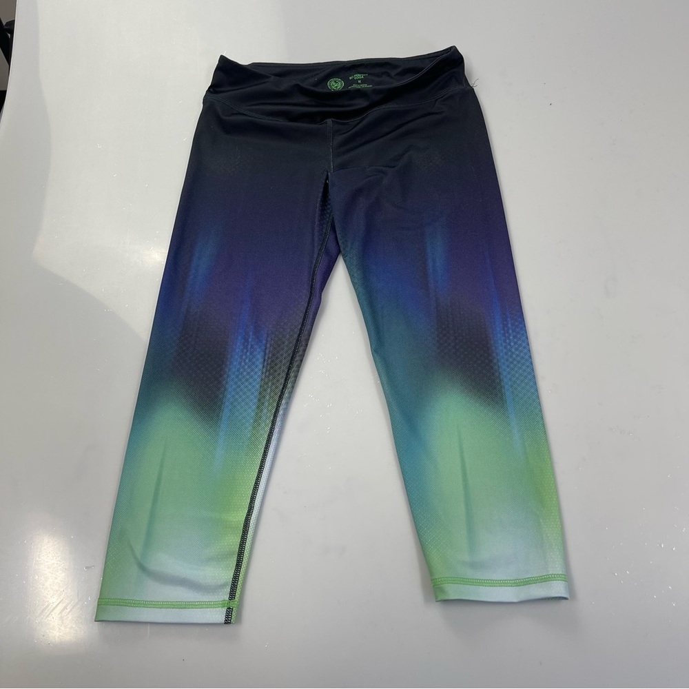 Woman’s sports leggings size M SO PERFECT YOGA